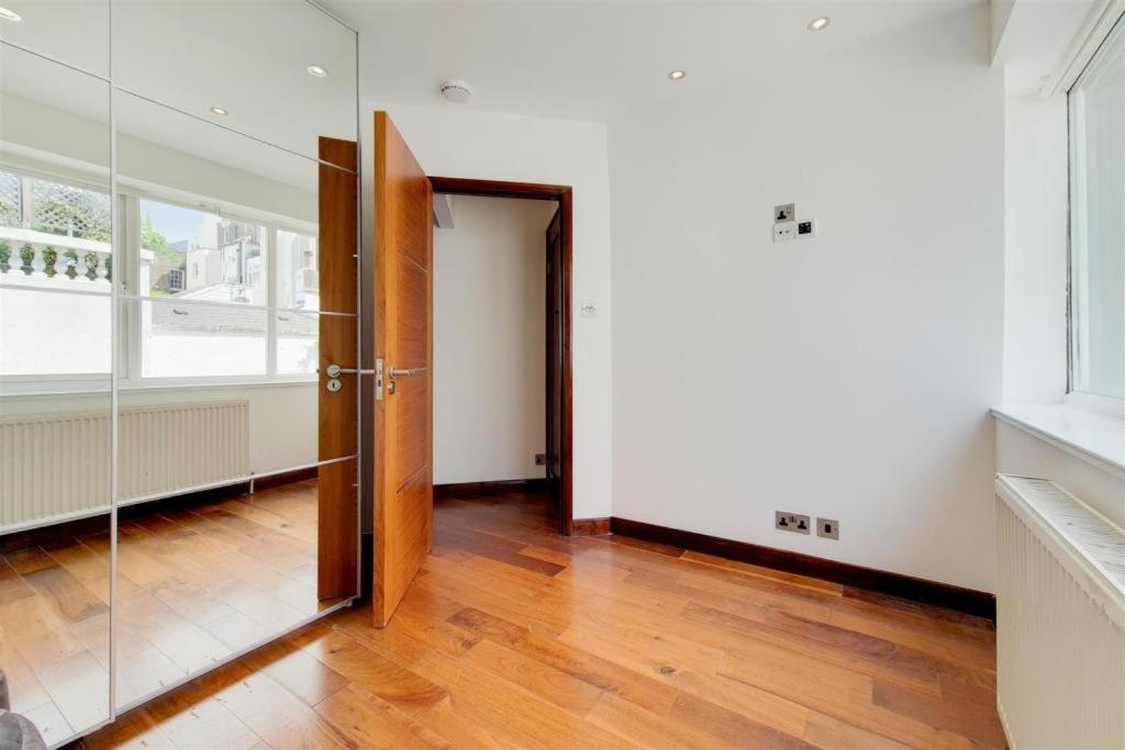 Apartmán Stanhope Terrace Londýn Exteriér fotografie